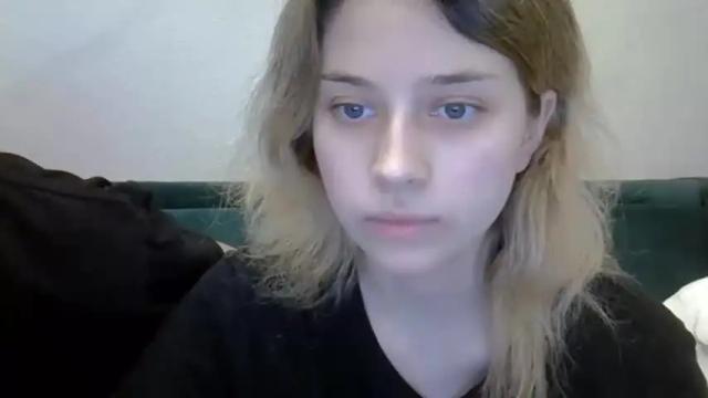 Image 11 of julie_pink_ Stream on Chaturbate on 21 months ago