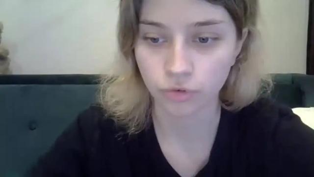 Image 4 of julie_pink_ Stream on Chaturbate on 21 months ago