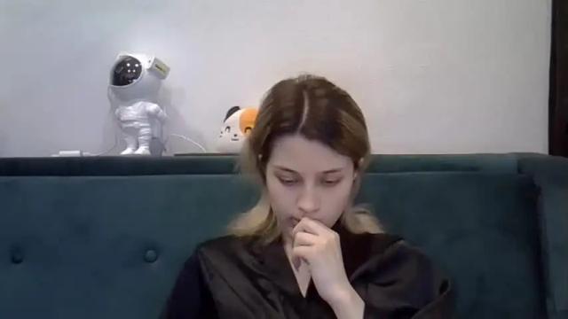 Image 3 of julie_pink_ Stream on Chaturbate on 21 months ago