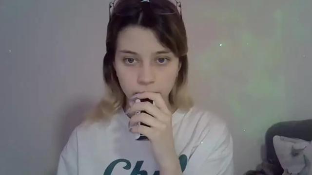 Thumbnail 1, julie_pink_'s Stream at Chaturbate, 21 months ago