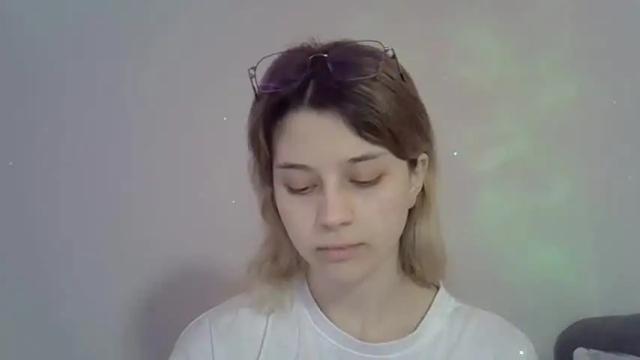 Image 6 of julie_pink_ Stream on Chaturbate on 21 months ago