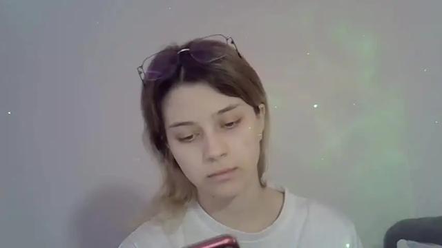 Image 7 of julie_pink_ Stream on Chaturbate on 21 months ago