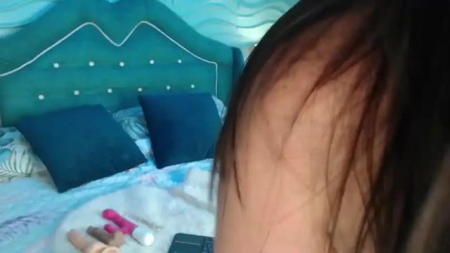 Image 4 of julieconnel Stream on Chaturbate on 14 months ago