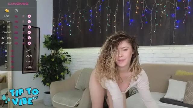 Image 12 of juliegrace_ Stream on Chaturbate on 21 months ago