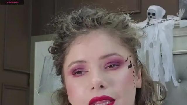 Image 8 of juliegrace_ Stream on Chaturbate on 21 months ago