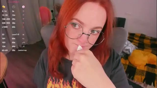 Image 2 of juliet_schoolgirl Stream on Chaturbate on 10 days ago