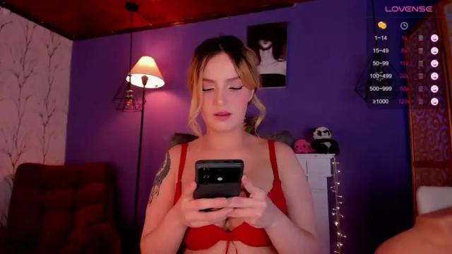 Thumbnail 1, julieta369's Stream at Chaturbate, 14 months ago