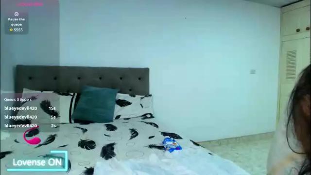 Thumbnail 1, julieta4's Stream at Chaturbate, 4 months ago