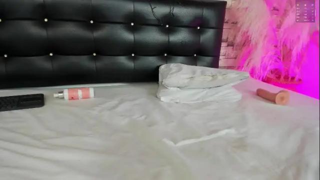 Image 12 of julieta_333 Stream on Chaturbate on 1 month ago