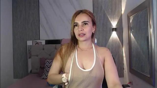 Thumbnail 1, julieta__fox_'s Stream at Chaturbate, 1 month ago