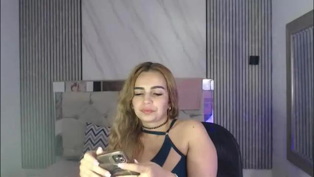 Image 7 of julieta__fox_ Stream on Chaturbate on 1 month ago