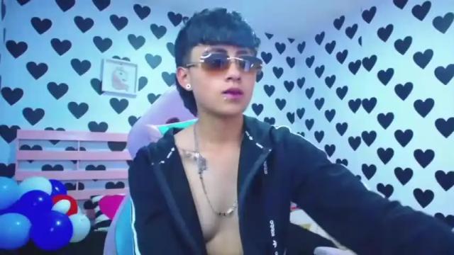 Image 10 of julieta_a_ Stream on Chaturbate on 19 months ago