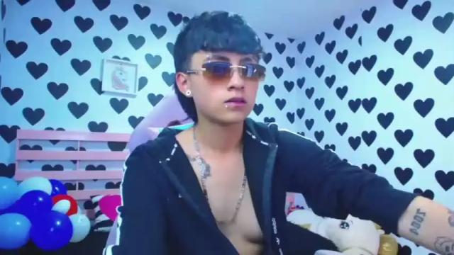 Image 11 of julieta_a_ Stream on Chaturbate on 19 months ago