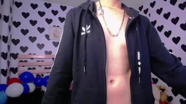 Image 4 of julieta_a_ Stream on Chaturbate on 19 months ago