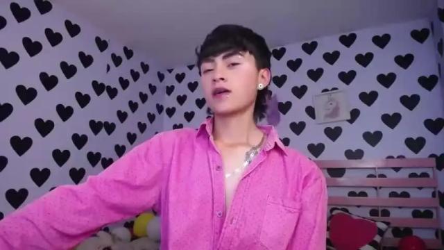 Image 2 of julieta_a_ Stream on Chaturbate on 18 months ago