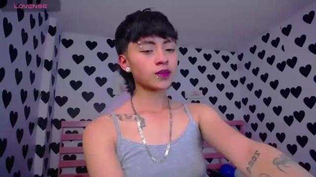 Image 3 of julieta_a_ Stream on Chaturbate on 18 months ago