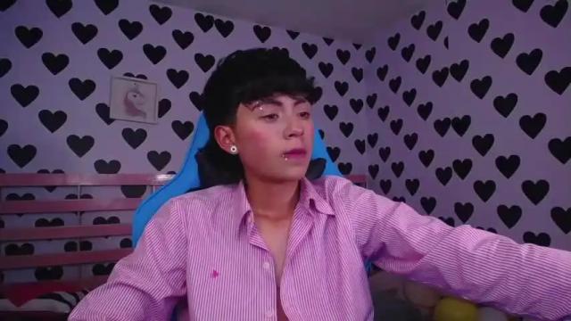 Image 4 of julieta_a_ Stream on Chaturbate on 18 months ago