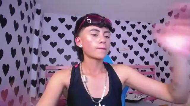 Image 8 of julieta_a_ Stream on Chaturbate on 18 months ago