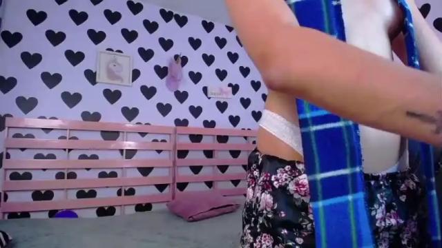 Image 7 of julieta_a_ Stream on Chaturbate on 18 months ago