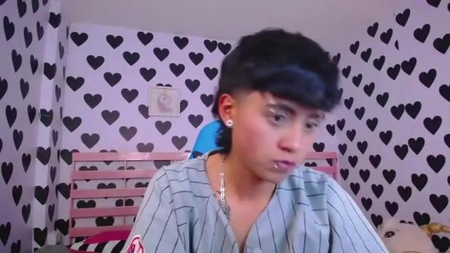 Image 7 of julieta_a_ Stream on Chaturbate on 17 months ago
