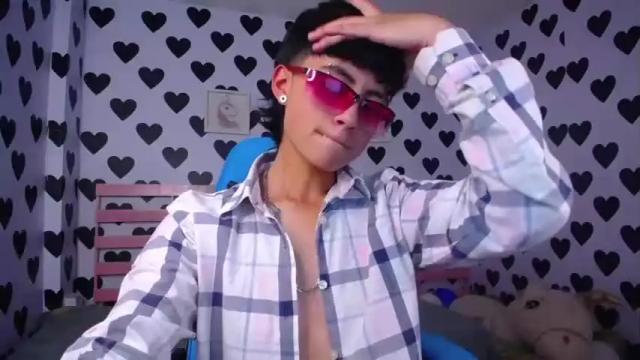 Image 12 of julieta_a_ Stream on Chaturbate on 17 months ago