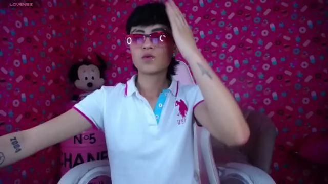 Image 2 of julieta_a_ Stream on Chaturbate on 17 months ago
