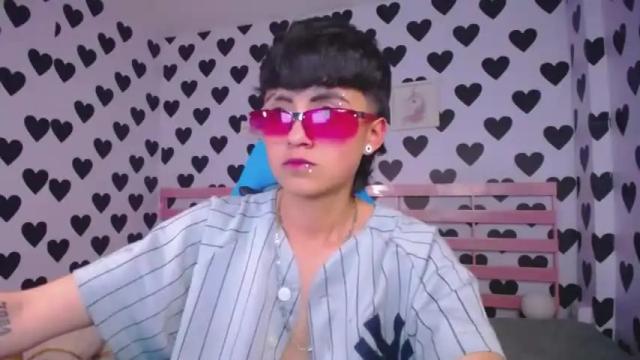 Image 3 of julieta_a_ Stream on Chaturbate on 17 months ago