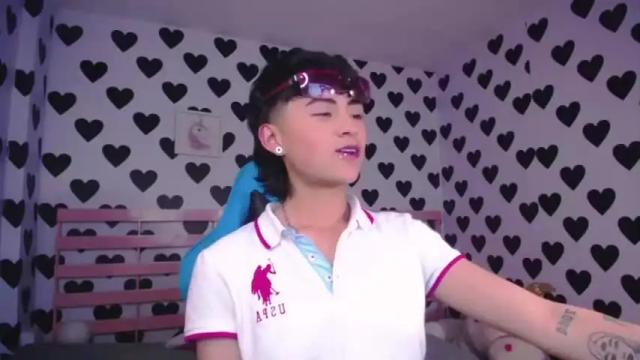 Image 4 of julieta_a_ Stream on Chaturbate on 17 months ago