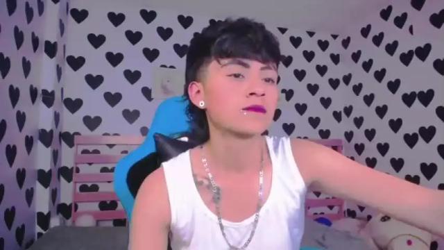 Image 12 of julieta_a_ Stream on Chaturbate on 17 months ago
