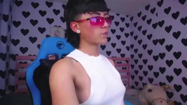 Image 11 of julieta_a_ Stream on Chaturbate on 17 months ago
