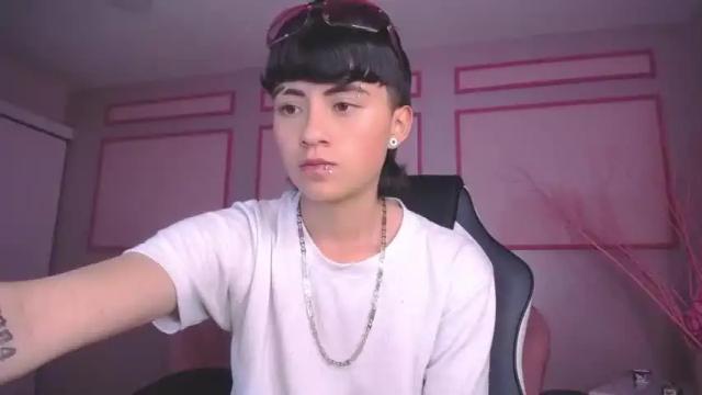Image 10 of julieta_a_ Stream on Chaturbate on 17 months ago