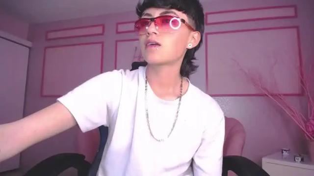 Image 4 of julieta_a_ Stream on Chaturbate on 17 months ago