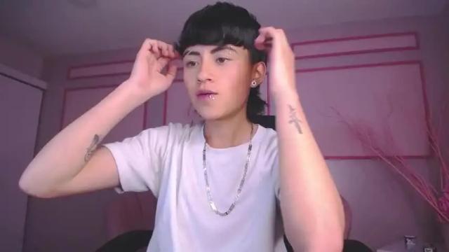 Image 7 of julieta_a_ Stream on Chaturbate on 17 months ago