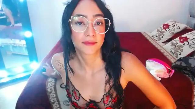 Image 4 of julieta_art1 Stream on Chaturbate on 6 months ago