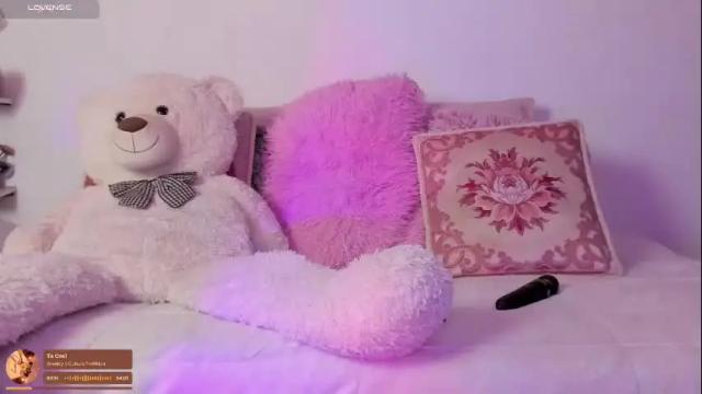 Image 7 of julieta_cooper20 Stream on Chaturbate on 26 days ago
