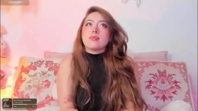 Image 8 of julieta_cooper20 Stream on Chaturbate on 1 month ago