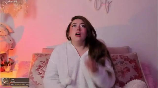 Thumbnail 1, julieta_cooper20's Stream at Chaturbate, 1 month ago