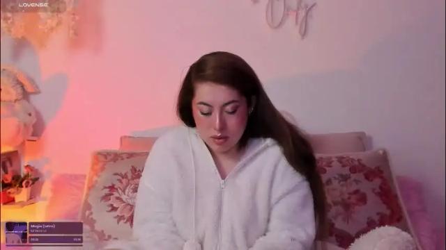 Thumbnail 2, julieta_cooper20's Stream at Chaturbate, 1 month ago