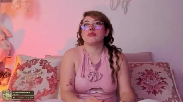 Image 12 of julieta_cooper20 Stream on Chaturbate on 28 days ago