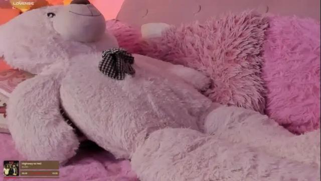 Image 12 of julieta_cooper20 Stream on Chaturbate on 22 days ago