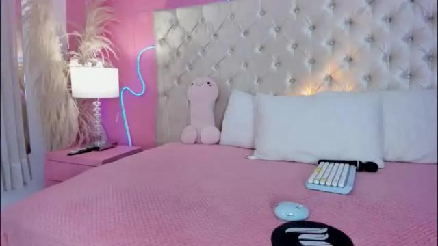 Thumbnail 2, julieta_cortes__'s Stream at Chaturbate, 21 days ago