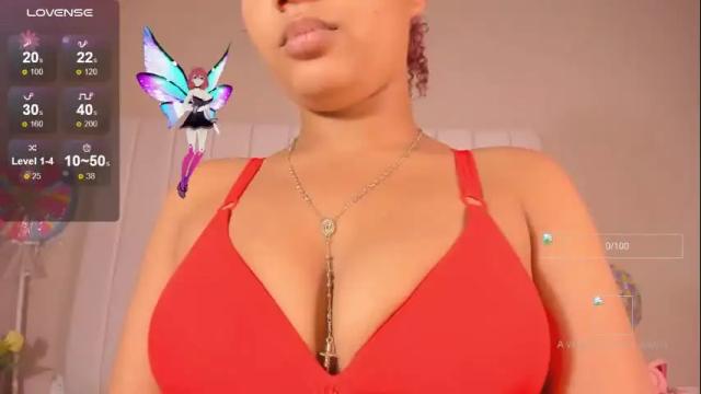 Image 4 of julieta_flower Stream on Chaturbate on 3 days ago