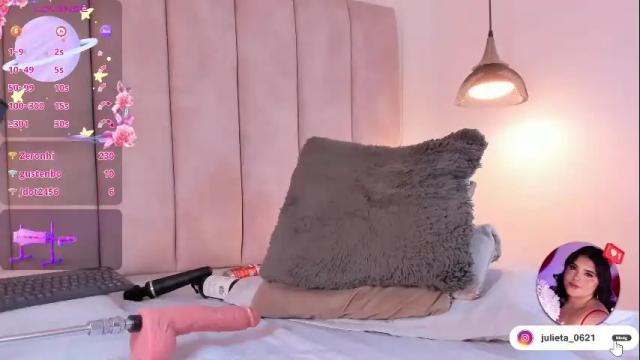 Image 6 of julieta_jane_ Stream on Chaturbate on 1 month ago