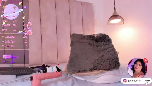 Image 6 of julieta_jane_ Stream on Chaturbate on 1 month ago