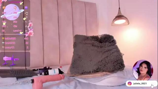 Image 7 of julieta_jane_ Stream on Chaturbate on 1 month ago