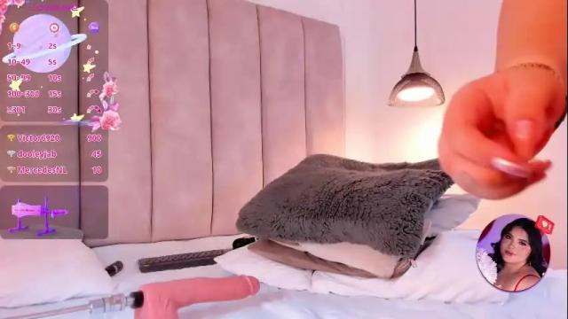 Image 8 of julieta_jane_ Stream on Chaturbate on 1 month ago