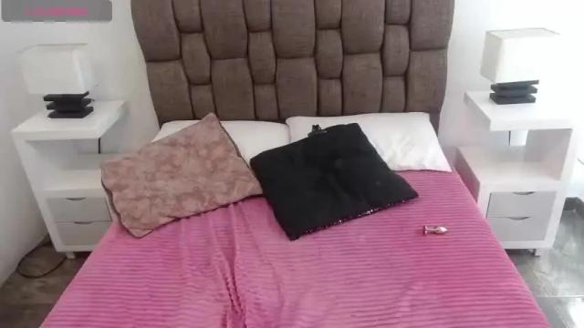 Thumbnail 1, julieta_owens_'s Stream at Chaturbate, 13 months ago