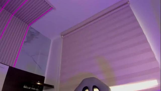 Image 4 of julieta_parker_ Stream on Chaturbate on 2 months ago