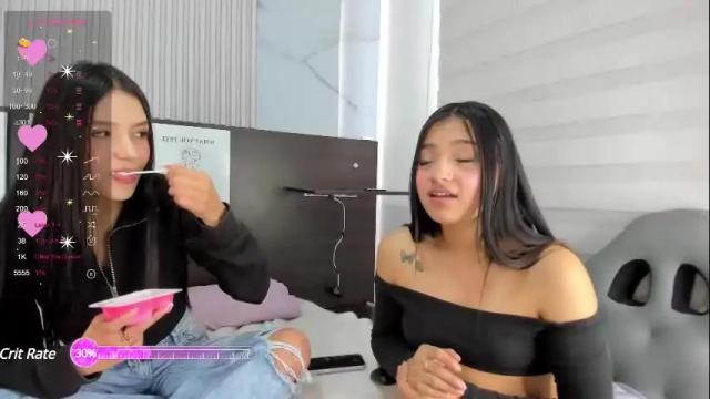 Image 2 of julieta_parker_ Stream on Chaturbate on 1 month ago