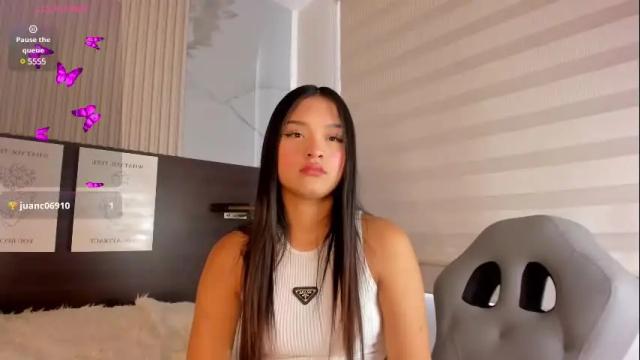Image 8 of julieta_parker_ Stream on Chaturbate on 1 month ago